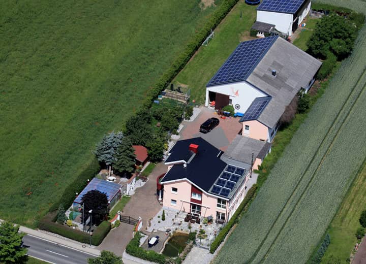 Luftbild des Geländes des Hundehotels Nickenich